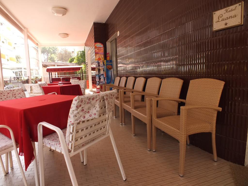 Hotel Luana リミニ エクステリア 写真